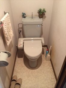 タンクレスでスッキリトイレに